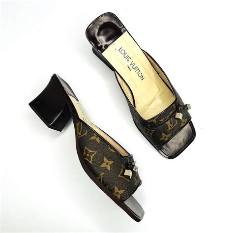 louis vuitton handkoffer|louis vuitton slip on heels.